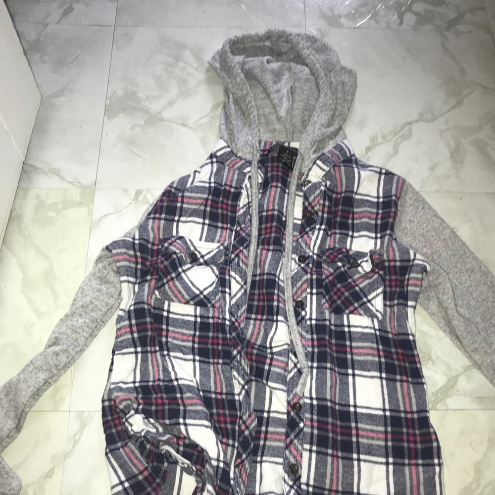 Cute Plaid Shirt w Hoodie